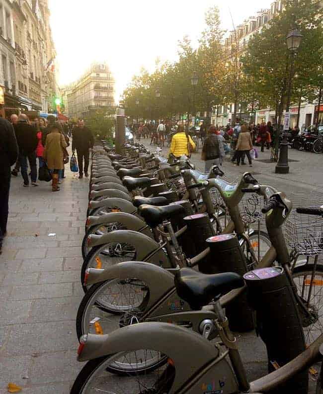 Velib full bike station