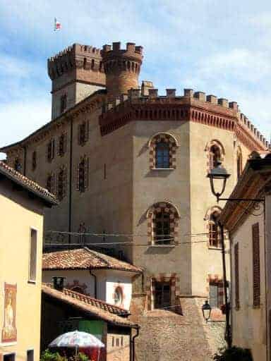 barolo-italy-church