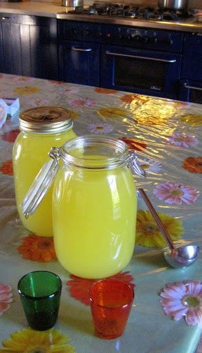 homemade-limoncello