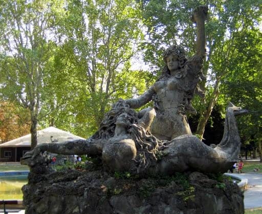 Matagnola Park Statue